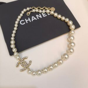 Alternative view of Chanel Glass Pearls CC Necklace Gold Pearly