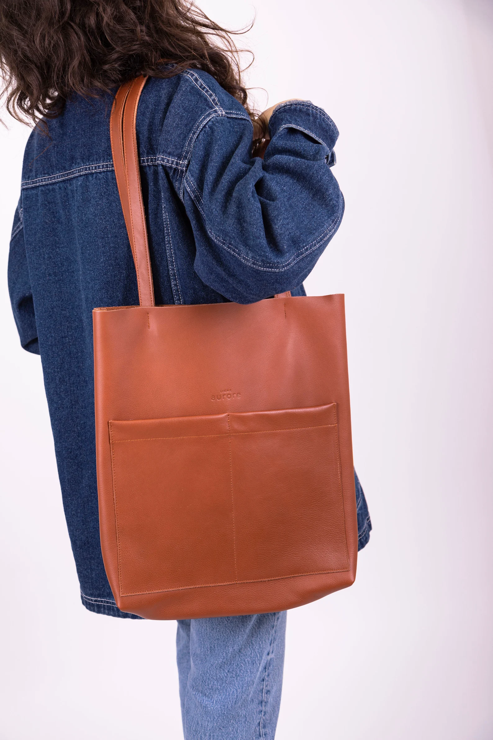 Handbag, tote bag, in leather, cognac color - Image 5