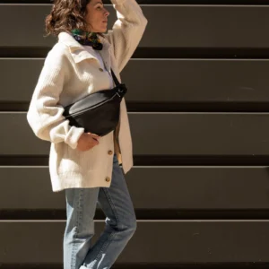 XL fanny pack, chest bag, black leather