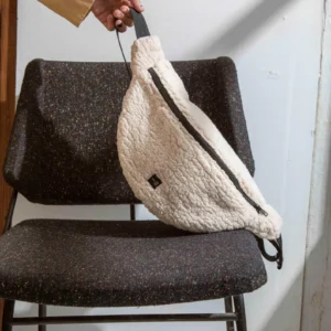 Banana Nina - Unbleached faux fur, recycled