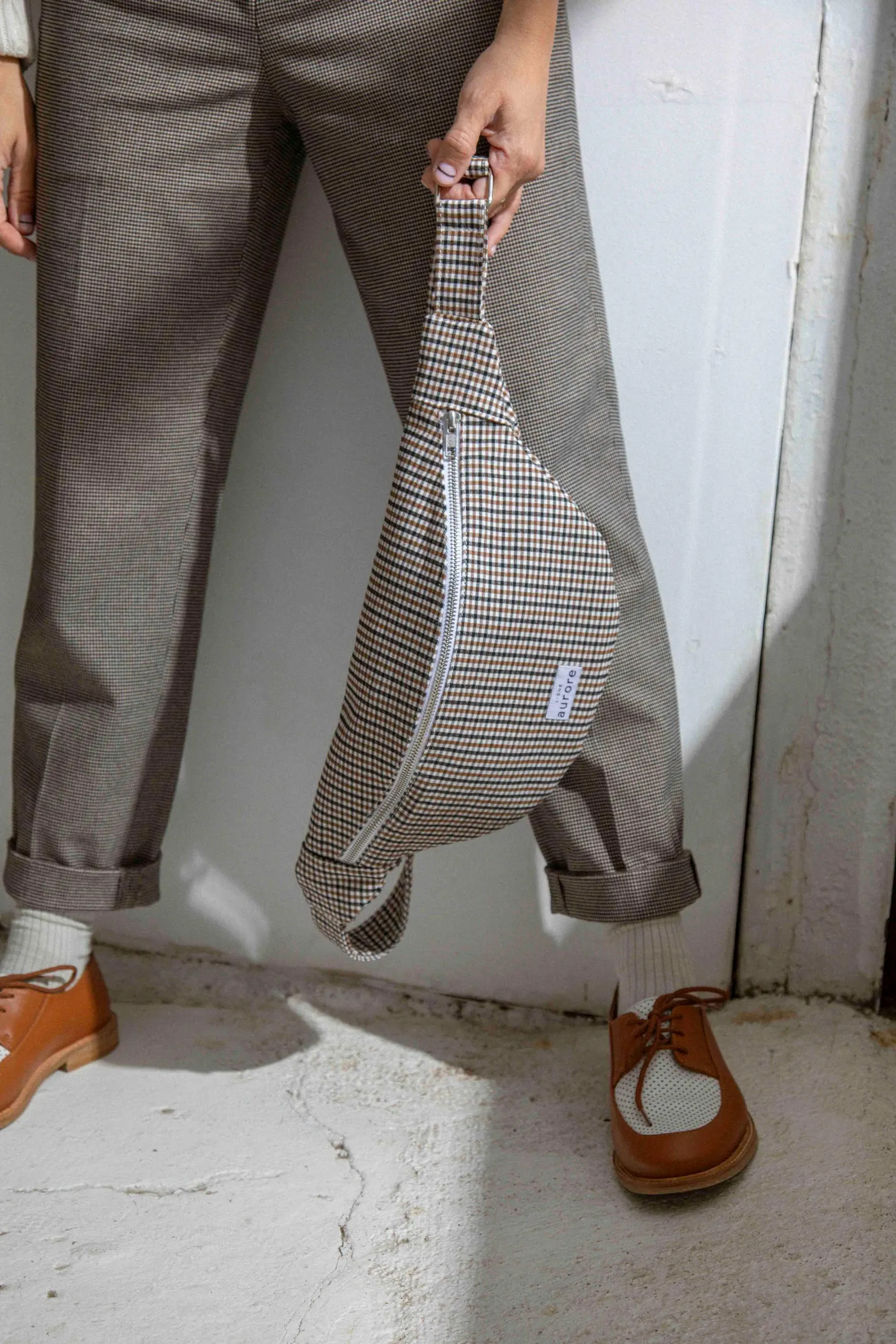 Banana Nina - Prince of Wales pattern fabric Brown