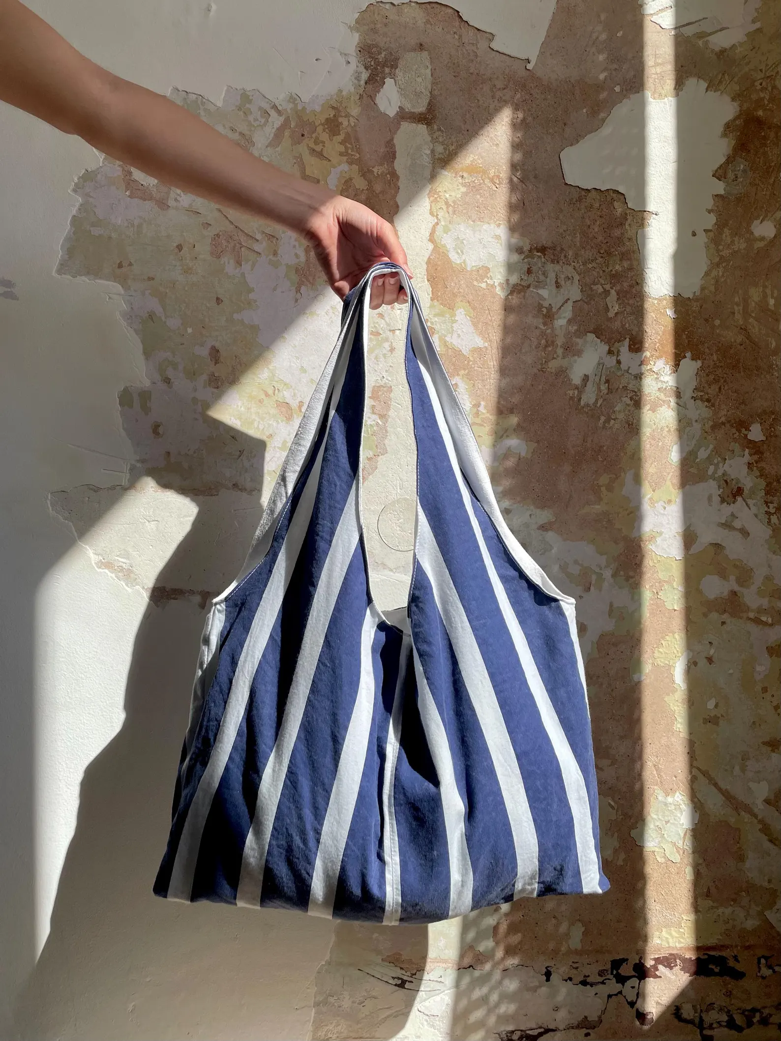 Marthe tote bag - vintage navy blue striped fabric - Image 2