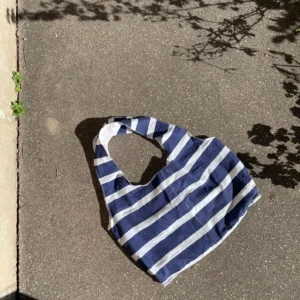 Marthe tote bag - vintage fabric with horizontal navy blue stripes